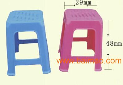 厂家大量批发塑料方凳靠背凳塑料高凳塑料桌椅出租