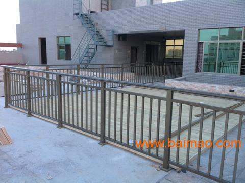 铝合金围墙护栏价格_大量出售福建新款铝合金阳台护栏