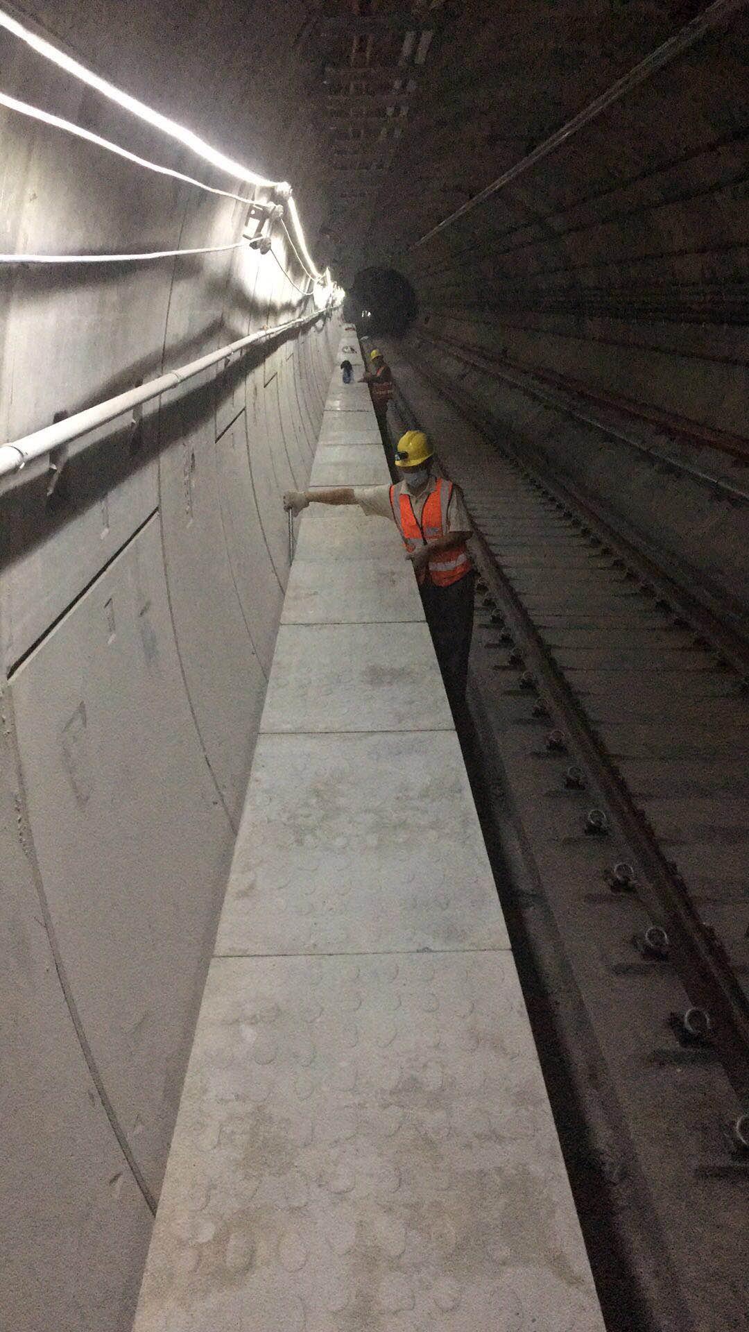 重庆无机复合地铁疏散平台厂家保定铁锐实地考察