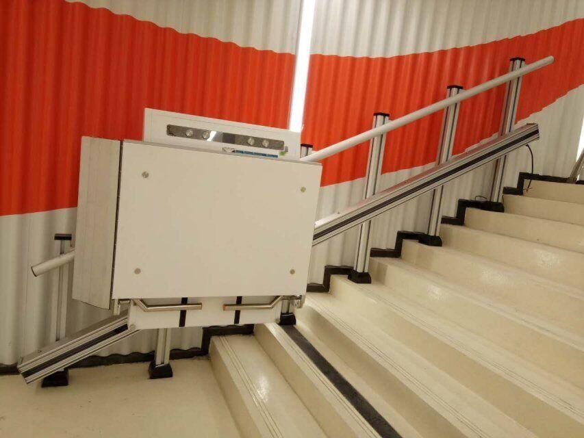 斜向式无障碍升降平台家用无障碍升降平台小型电