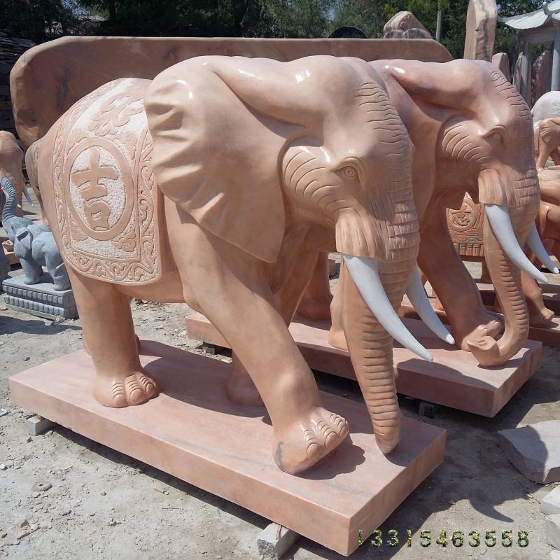 广场大象石雕