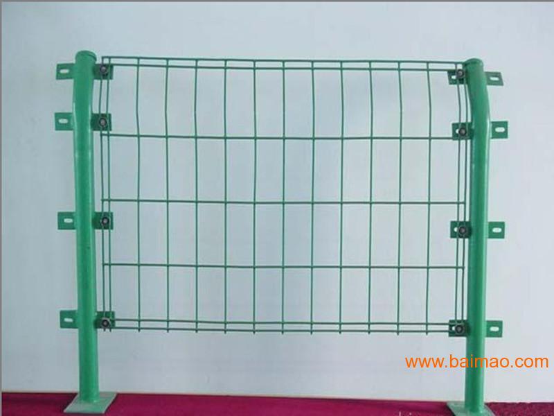 双边丝护栏网，浸塑围栏网，网围栏价格
