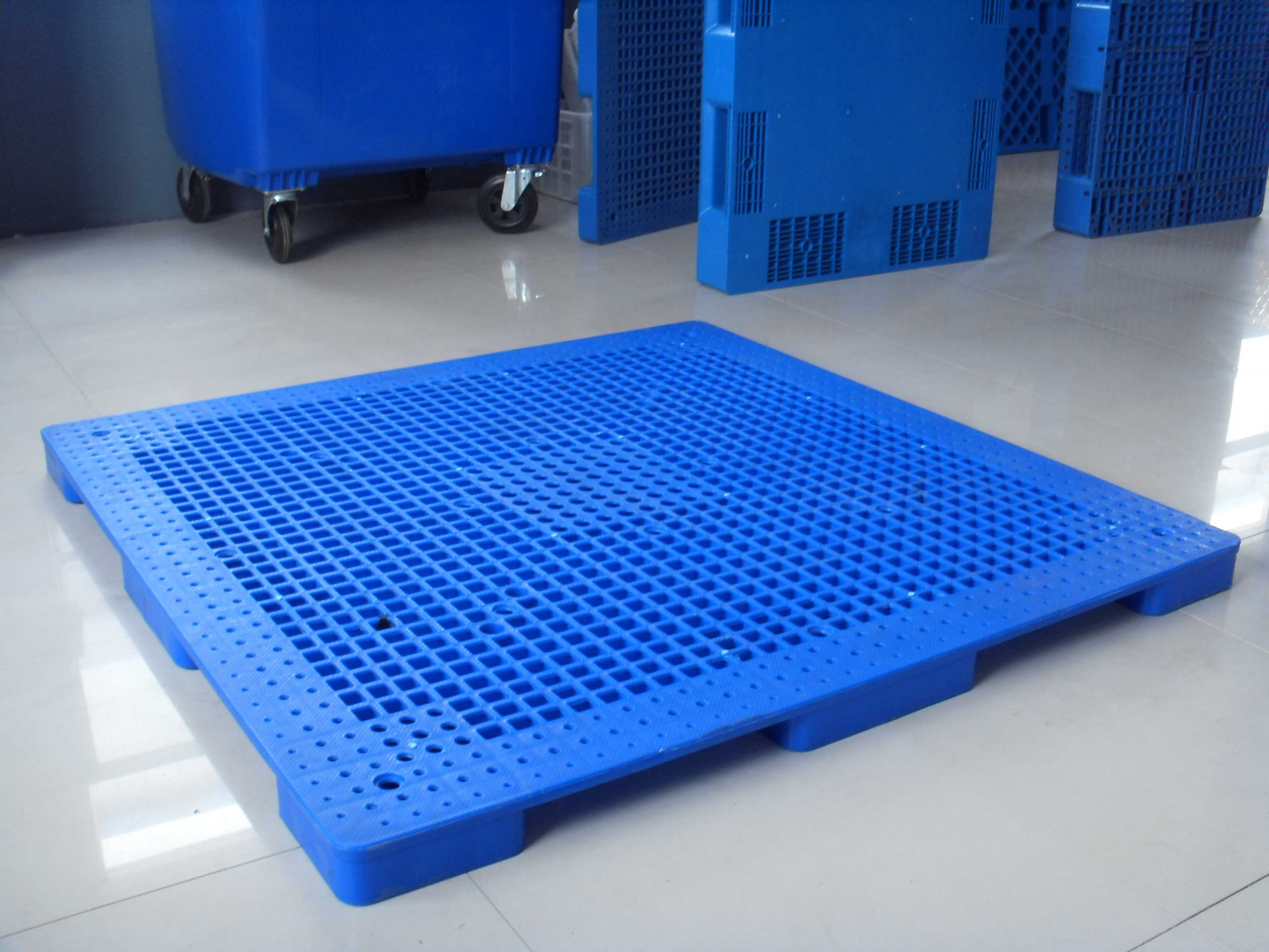 供应济宁市塑料托盘