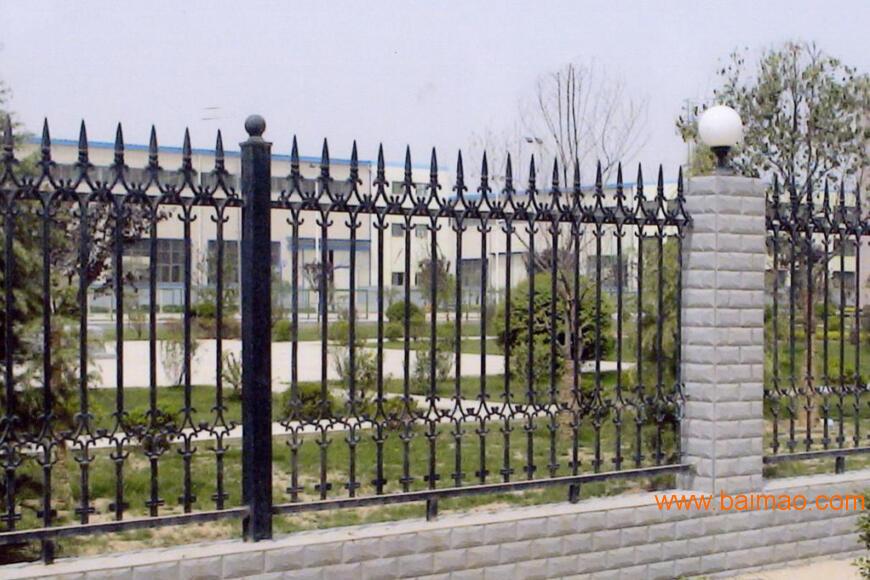 广东深圳锌钢围栏庭院围栏围墙护栏**新报价