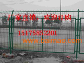 双边丝护栏网高速公路护栏网价格 高速公路护栏网厂家