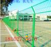惠州工厂小区护栏网，东莞园林桥梁三角折弯PVC围栏